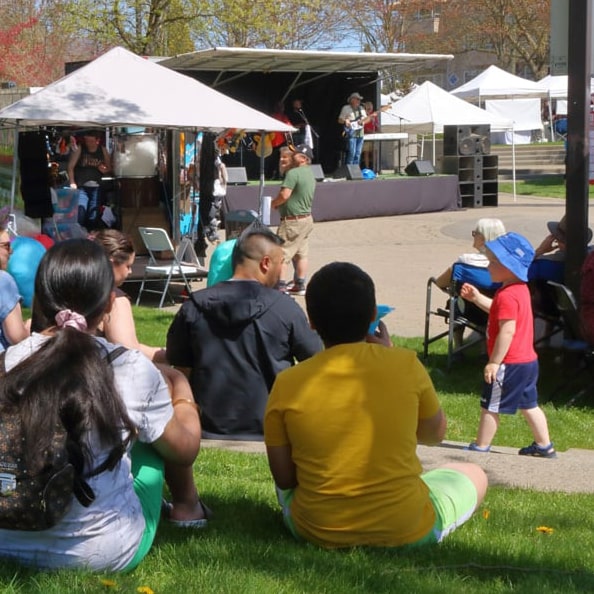 our bathroom & shower trailers can come equipped with amenities such as air conditioning, heating, and hot water